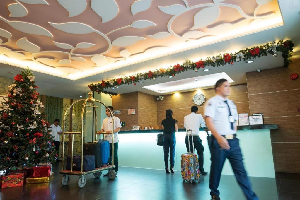 Vista Hotel Cubao Quezon City Exteriér fotografie